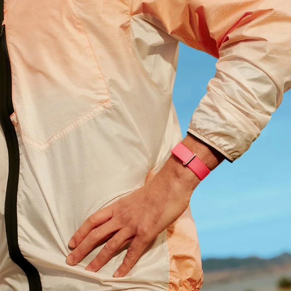Фитнес-браслет Google Fitbit Air, Малиновый | Berry — фото 4